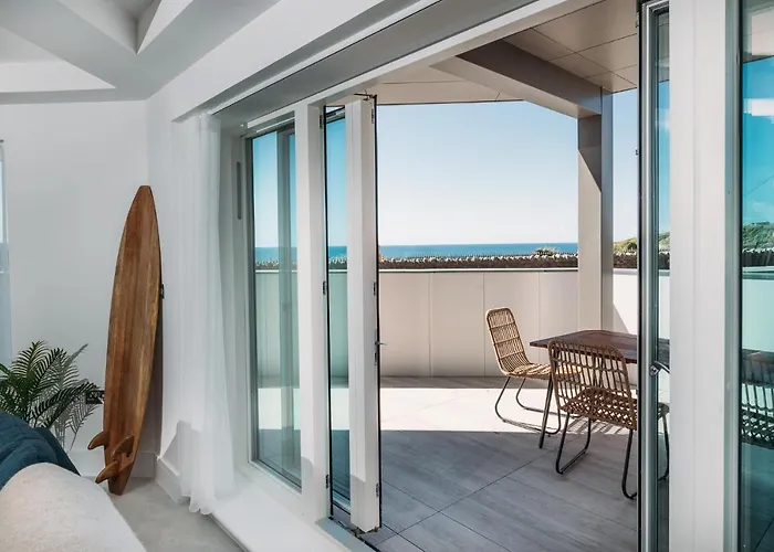 Luxury Family Apartment With Sea Views